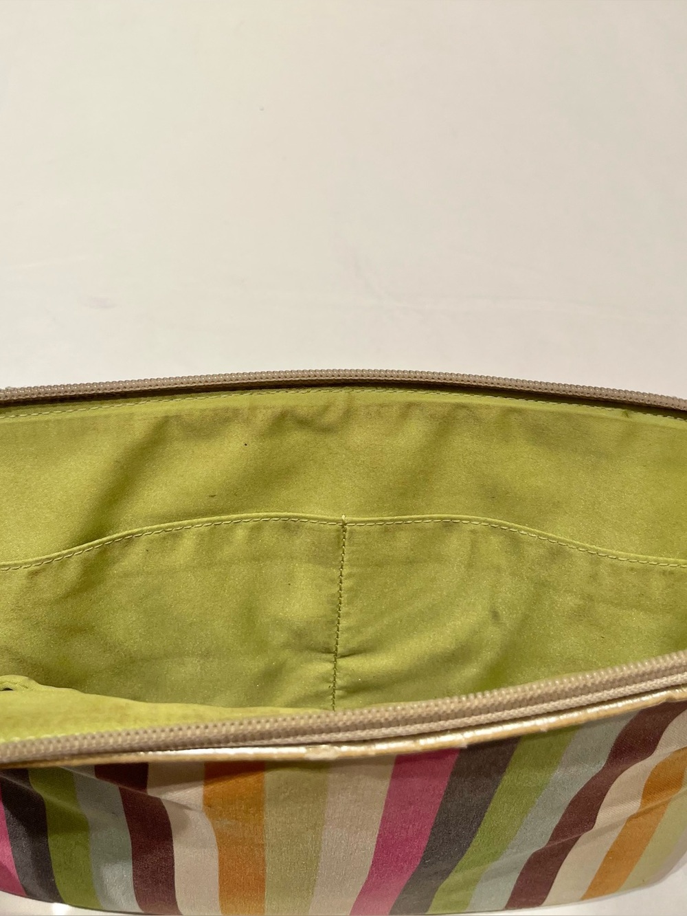Coach Poppy Sequin Legacy Stripe Ipad Tablet Case REHAB - Picture 7 of 14